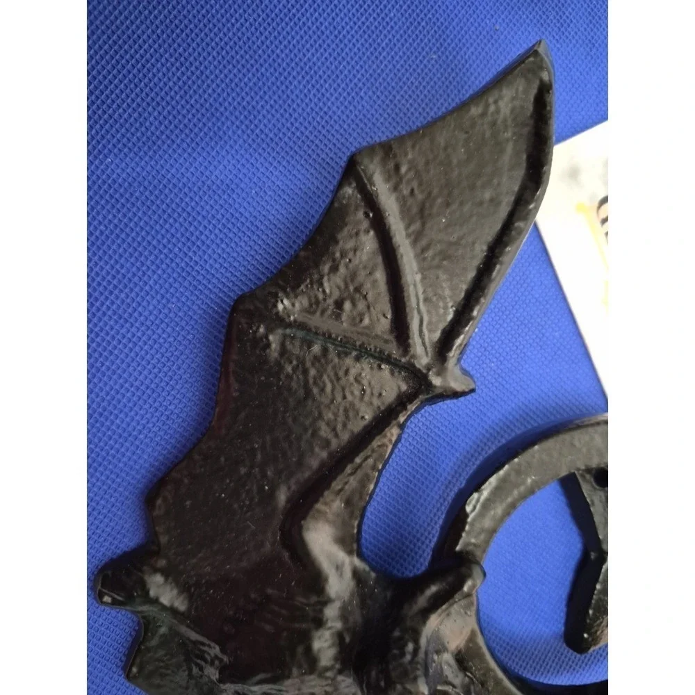 Haunted Manor Black Bat Metal Door Knocker Gothic Home Decor Halloween Spooky